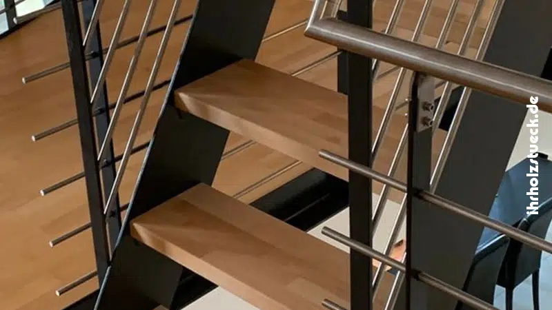 Zusätzliche Komponenten für Treppen aus Holz